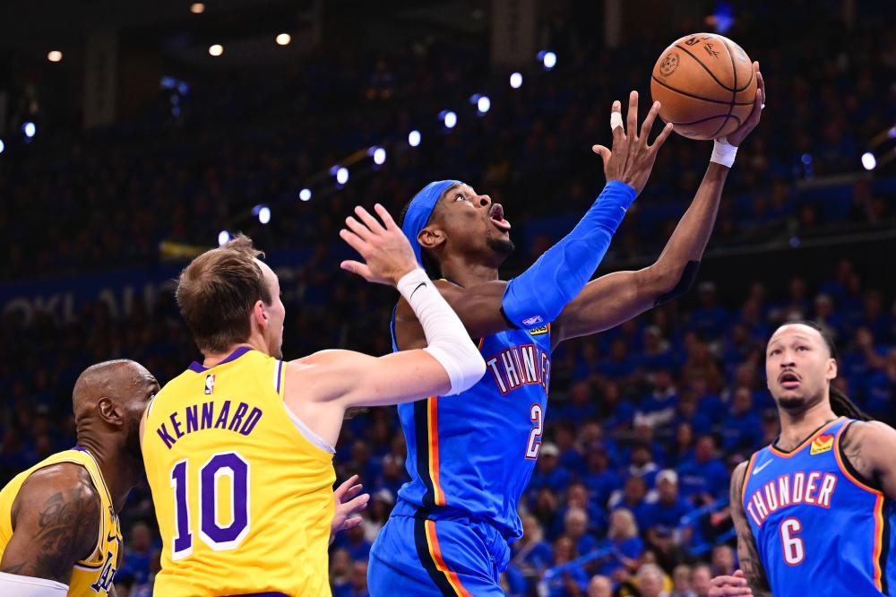 湖人对阵勇士:NBA常规赛胜负看点解析